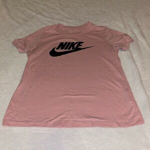 Pink Nike short sleeve tee